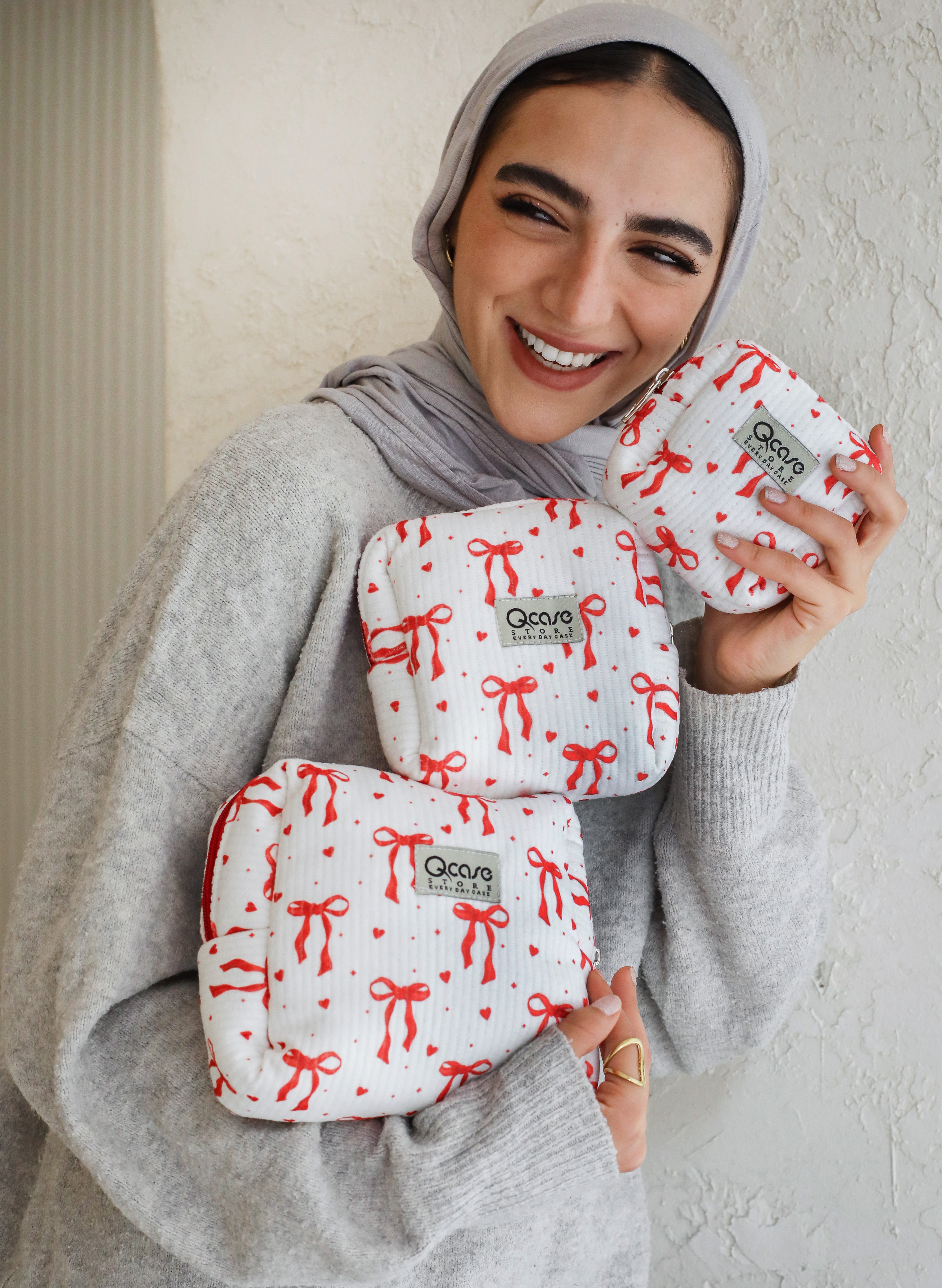Ribbon love Pouch