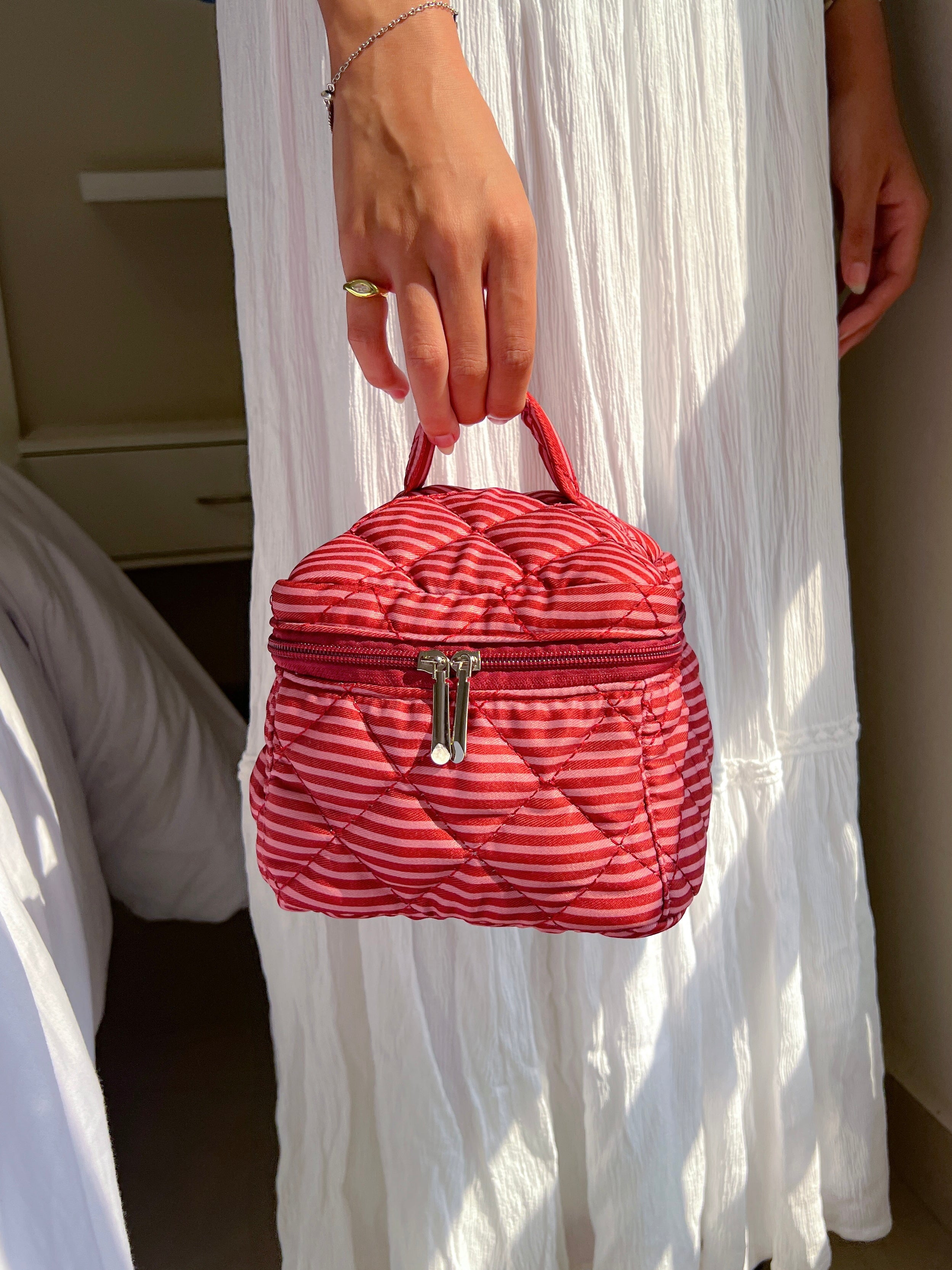 Red Striped Bloom Boxy pouch