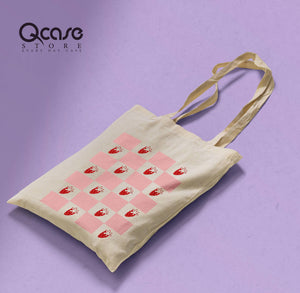 Strawberry pattern tote bag - Qcase Store | Everyday Case