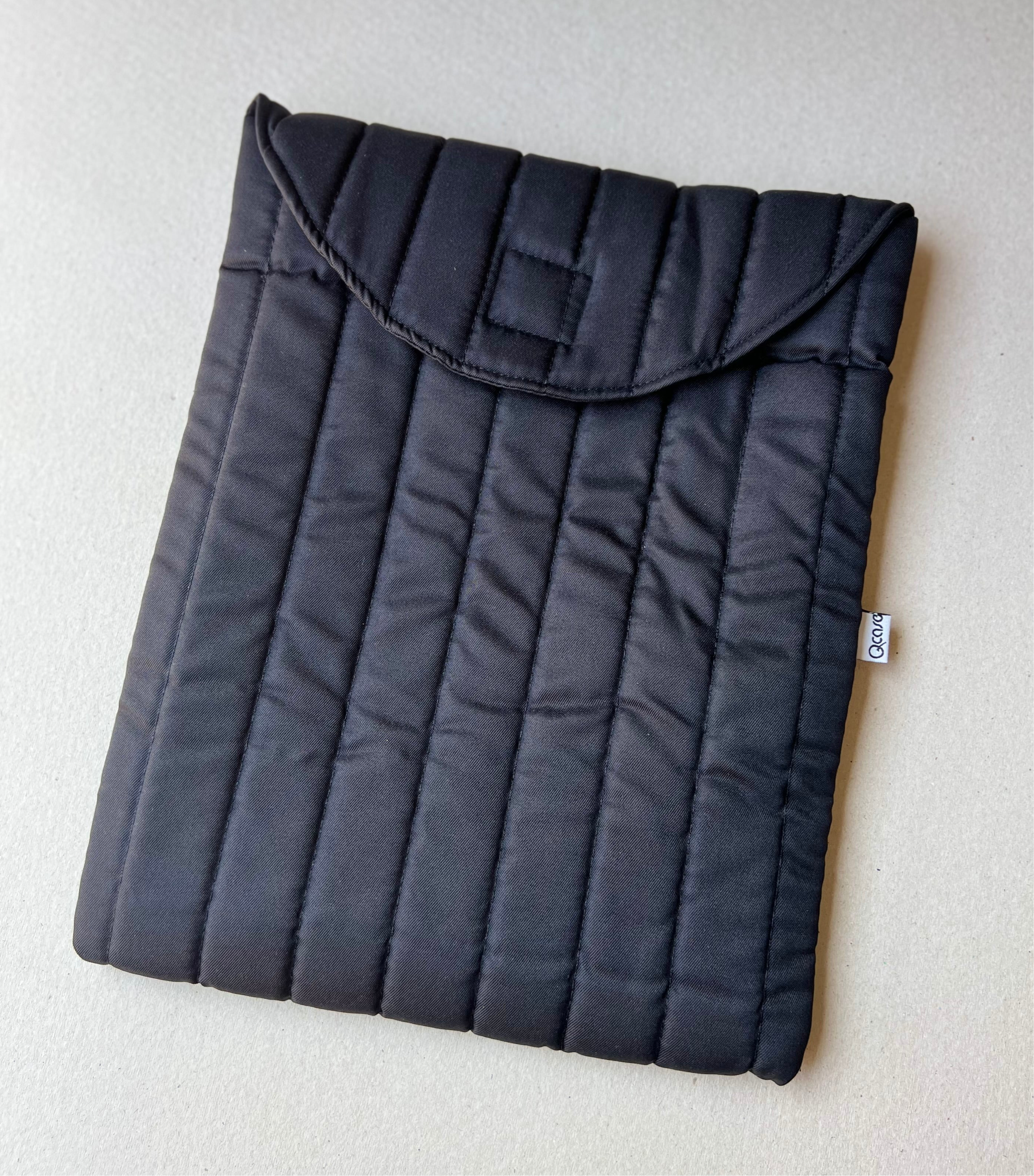 Black Puffy Sleeve