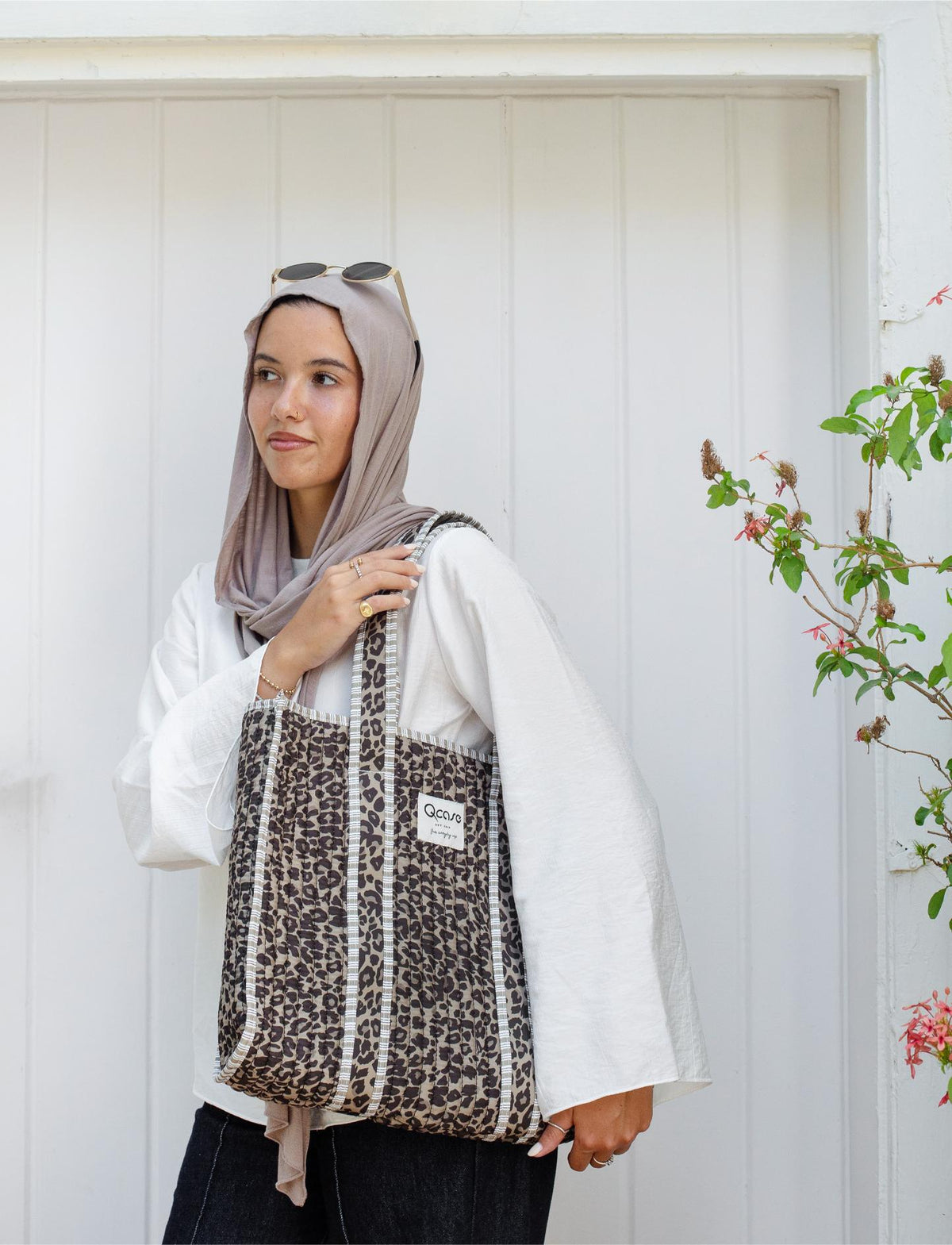 Flip Carry All — Leopard Espresso