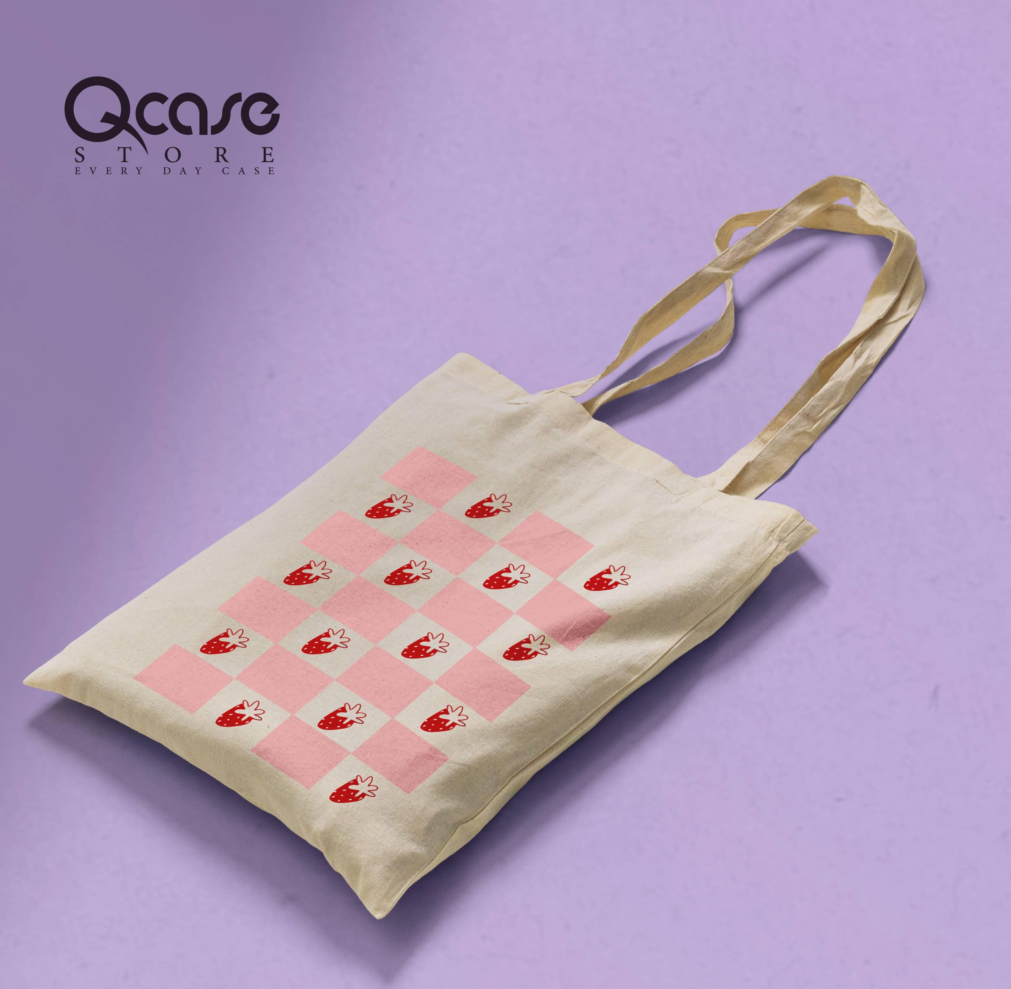 Strawberry pattern tote bag - Qcase Store | Everyday Case